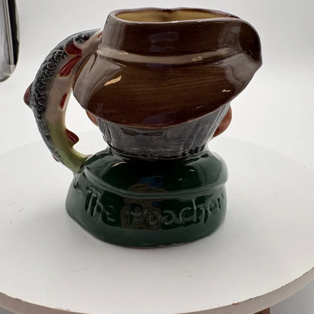 Royal Doulton The Poacher Character Jug D6464‎ Vintage 1954 Fisherman Fish Hat